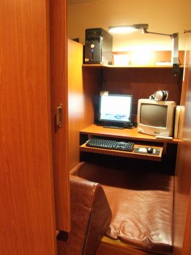 インターネットカフェ フレッシュ 溝の口店の雰囲気1