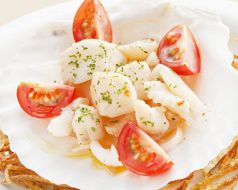 料理メニュー写真 ホタテとイカのマリネ