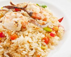 料理メニュー写真 シーフードピラフ