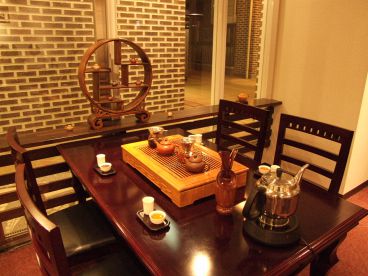 青茶茶房 中国茶専門店の雰囲気1