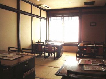 かに徳 郡山本館の雰囲気1