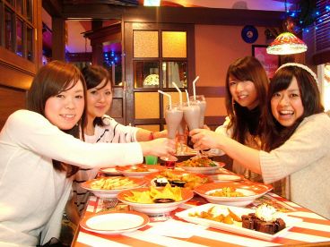 フライデーズ T.G.I. FRIDAY'S 町田店の雰囲気1