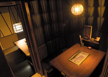 松阪牛焼肉 エム m 法善寺横丁店の雰囲気1