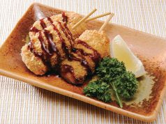 料理メニュー写真 まぐろの串揚げ