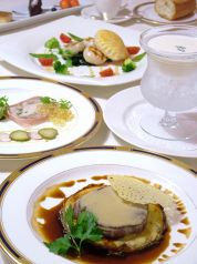 西屋 フランス料理の写真