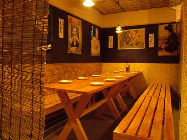 とんやき 丸八 居酒屋の雰囲気1