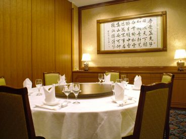 天津飯店 本店の雰囲気1