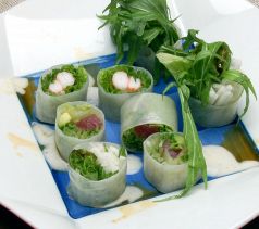 料理メニュー写真&nbsp;長芋とエビの生春巻