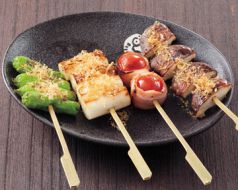 料理メニュー写真 野菜串四本盛り