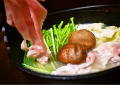 料理メニュー写真&nbsp;黒豚ロース・バラ肉（野菜盛合せ付き）　とんこつしゃぶしゃぶ（二人前）