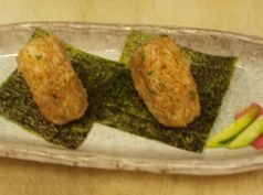料理メニュー写真&nbsp;金胡麻おにぎり[2個入り]