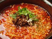 赤火鍋麺　850円