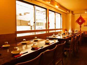 新天地 神田北口駅前店 中華の雰囲気1