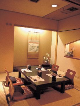 会席 太閤本店 伏見店の雰囲気1