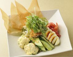 料理メニュー写真&nbsp;みんなでワイワイ美食蔵人サラダ