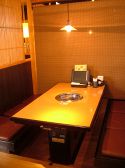 焼肉きんぐ 神戸 学院前店の雰囲気2