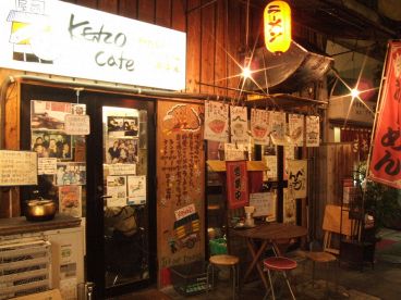 ケンゾー 屋台KENZOカフェの雰囲気1