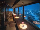 名古屋侯方面の夜景が楽しめる南側席