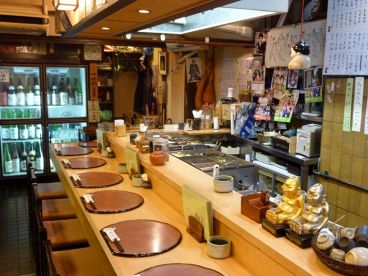 山とみ 中京区 先斗町通四条の雰囲気1