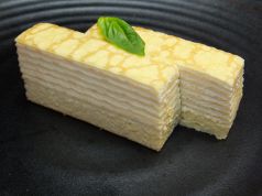 料理メニュー写真 ミルクレープ