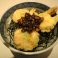 料理メニュー写真&nbsp;葱だっこ丼(海老と葱天ぷら肉みそ添え)／胡麻イカ天丼(胡麻入り衣のイカ天ぷら・梅味)