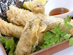 料理メニュー写真&nbsp;帆立・蛸 ベトナム風ミニ揚げ春巻き