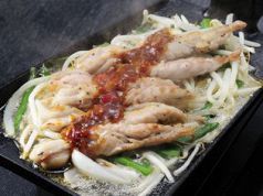 料理メニュー写真&nbsp;鶏せせり鉄板焼き