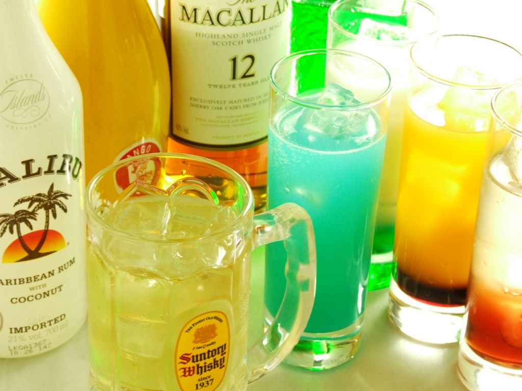 札幌クラシック生や女性に人気のカクテルなど、種類が豊富な飲み放題♪