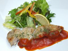 料理メニュー写真 チキングリル・照り焼き・香草焼き・トマト