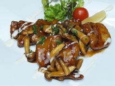 料理メニュー写真 ポークペッパーグリル・ポーク照り焼き