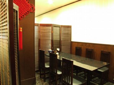 オーダー式 食べ放題 中華料理 北京飯店の雰囲気1