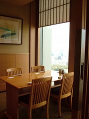 銀座寿司幸本店 丸ビルの雰囲気3