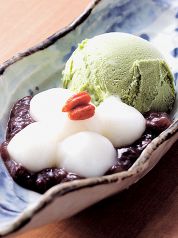 料理メニュー写真 抹茶アイスと白玉ぜんざい