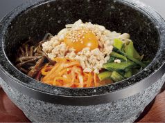 料理メニュー写真&nbsp;ビビンバ、石焼ビビンバ/ユッケビビンバ、石焼ユッケビビンバ