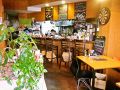 ヒルマカフェ HIRUMA Cafe ヒール RIRの雰囲気1