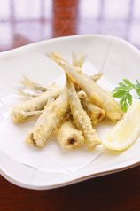 料理メニュー写真&nbsp;小鰯の唐揚げ 609円