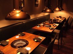 焼肉 坂の途中 六本木店の雰囲気1