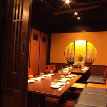 はなの舞 神田西口駅前店 居酒屋の雰囲気1
