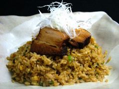 料理メニュー写真 角煮チャーハン