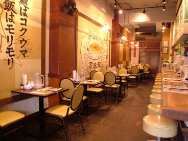 万豚記 ワンツーチー 錦糸町店の雰囲気1