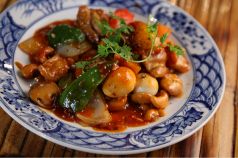料理メニュー写真 鶏肉とカシュナッツの甘辛炒め