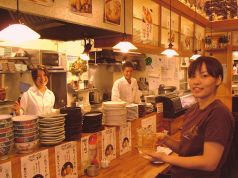 酒と飯のひら井の雰囲気1