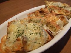 料理メニュー写真 ミクシーピッツァ(バジルとマヨネーズ)/茄子とベーコンのトマトピッツァ♪