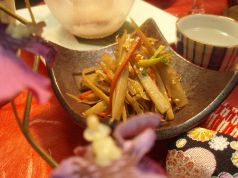 料理メニュー写真 前菜から〆のご飯までおまかせ全6品