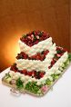 誕生日ケーキやウエディングケーキも用意可