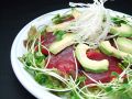 料理メニュー写真&nbsp;マグロとアボカドのわさび冷製 