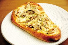 料理メニュー写真&nbsp;きのこピザ