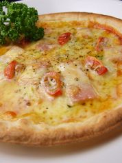 料理メニュー写真 料理長気まぐれピザ