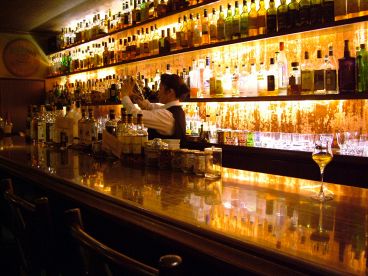 バー バンサンカン BAR 25ansの雰囲気1