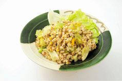 料理メニュー写真&nbsp;レタスと挽肉のチャーハン